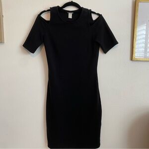 🍄 H&M Women's Black Summer Knit Cold Shoulder Short Sleeve Scoop Neck Mini…